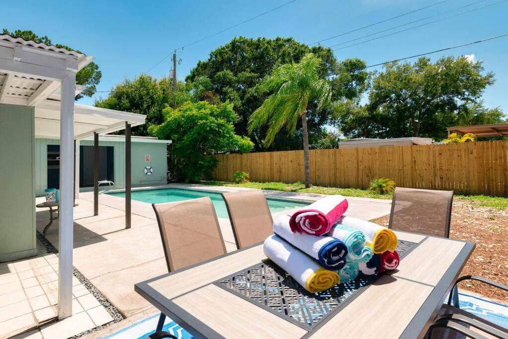 Relaxing Pool Home For Family Getaway Close To Tampa Zoo, Busch Gardens, Restaurants And Shopping! Exteriör bild