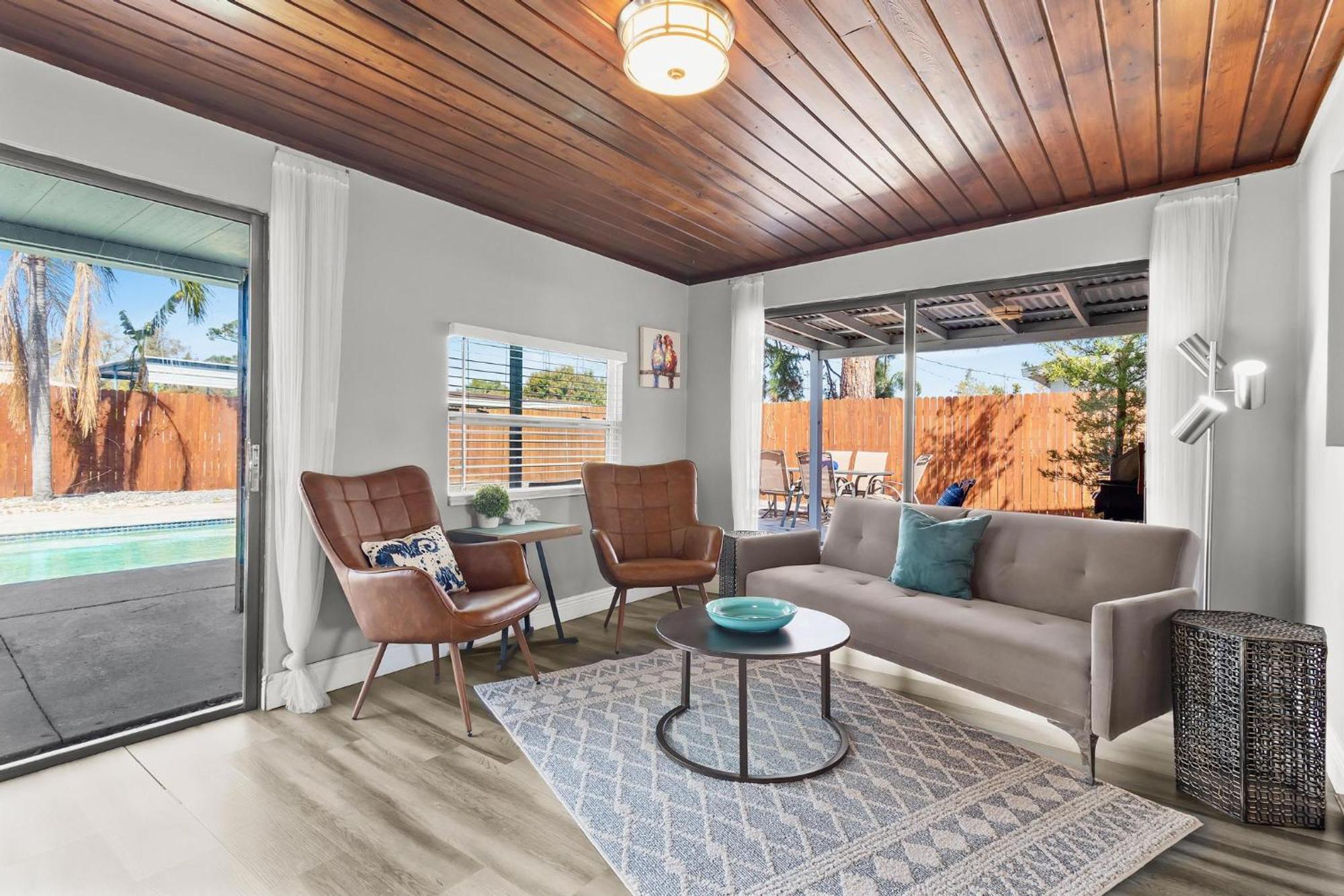 Relaxing Pool Home For Family Getaway Close To Tampa Zoo, Busch Gardens, Restaurants And Shopping! Exteriör bild